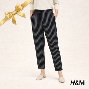 H&M Black White Pinstripe Pull On Ankle Pants XS